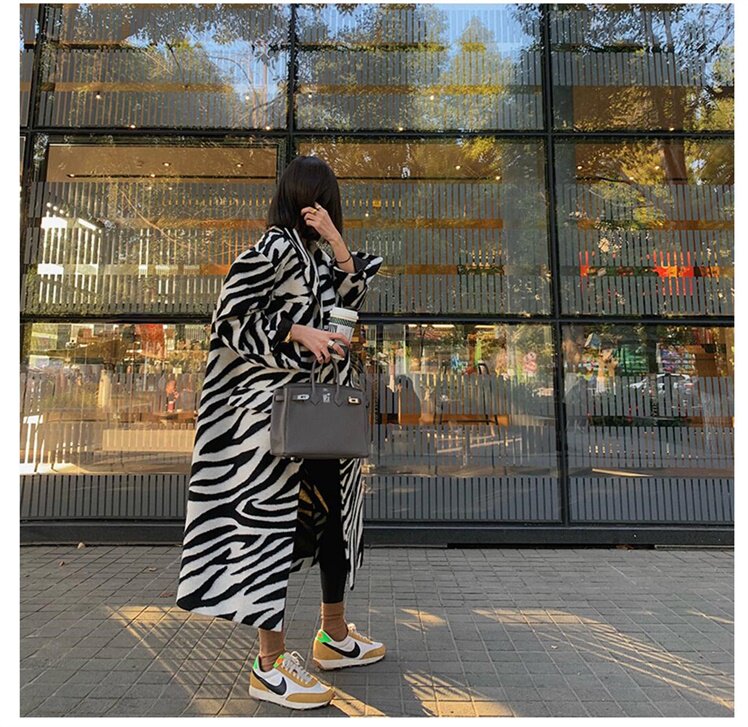 2022 new autumn and winter clothes Korean version loose medium-length version British Hepburn style Japanese cashmere woolen coat women's