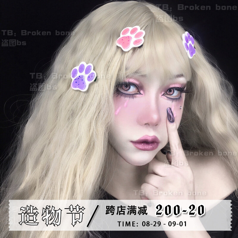 Broken bone hand for punk cute sub-culture original Cebu Spicy Girl resin hair clip headwear Accessories Side Clip