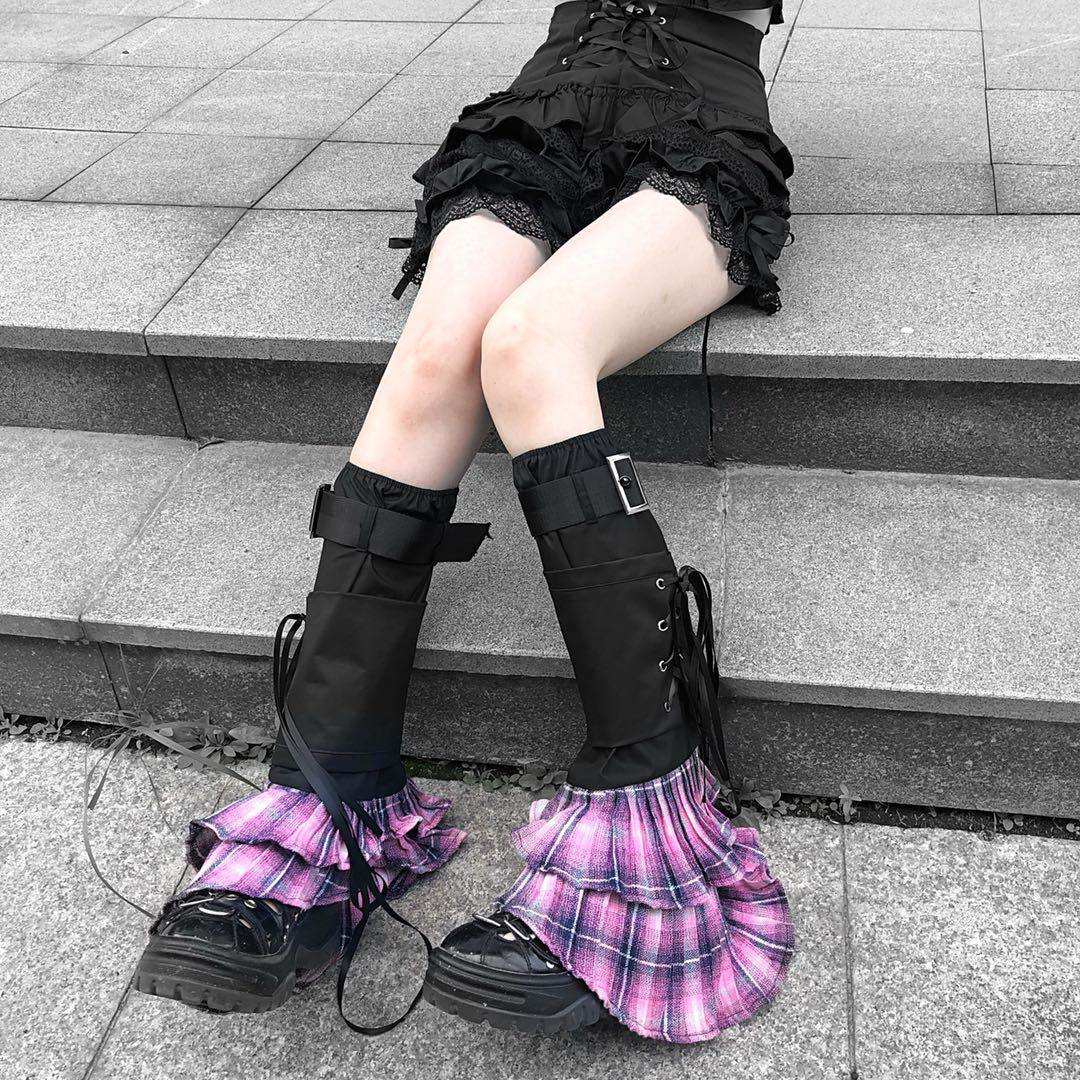 Broken bone original punk Japanese powder grid Harajuku girls magazine straps detachable leg sleeves to show thin autumn and winter