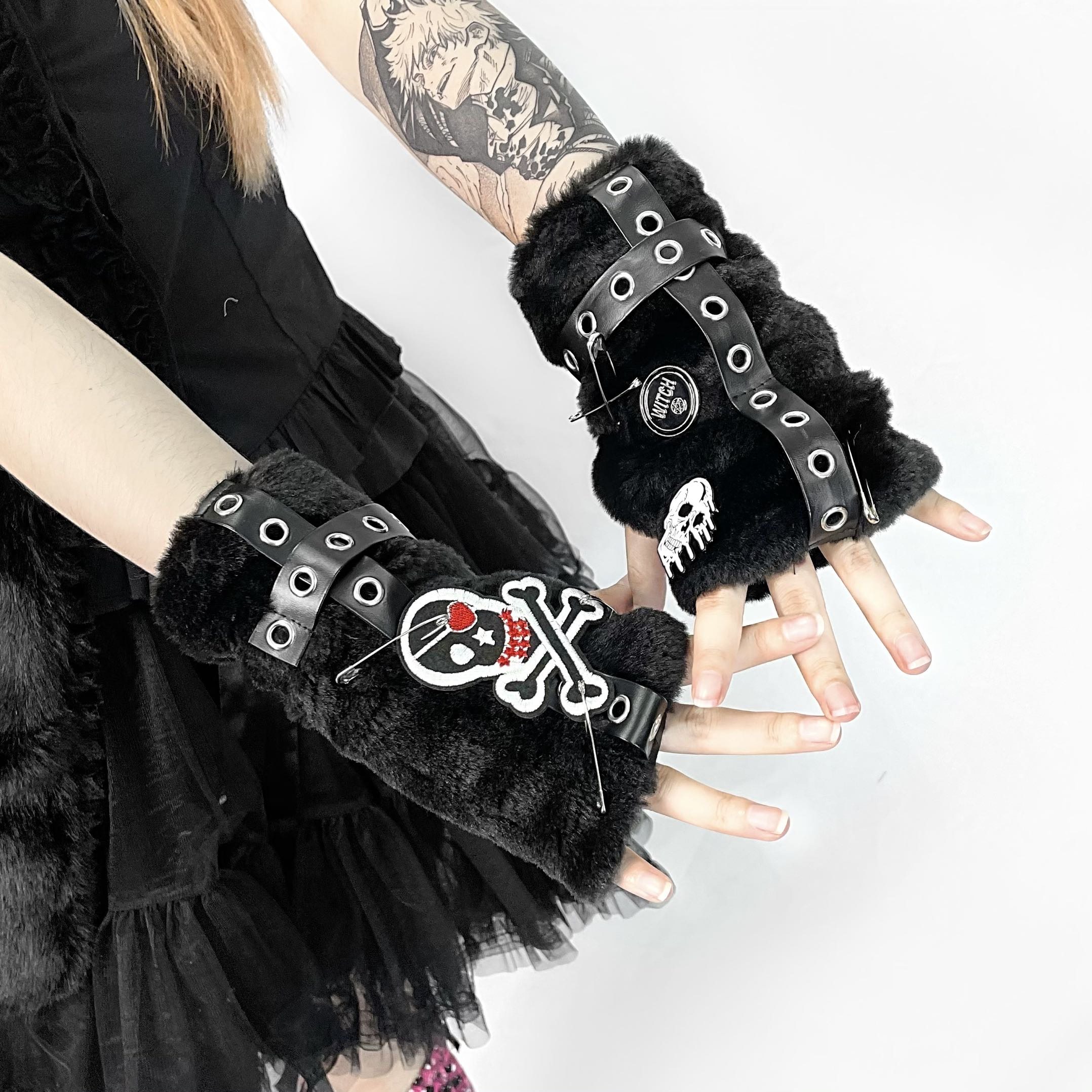 Broken Bone Original Spicy Girl Original Sink Punk Black Furry Skeleton Five Finger Sleeves Gloves Warm Winter