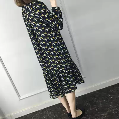 Korean version of loose large size autumn women's stand-up collar printed floral dress long-sleeved chiffon medium and long version of shirt skirt tide