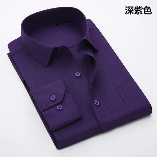 Подлинный мужской папа с средним весом в среднем матче