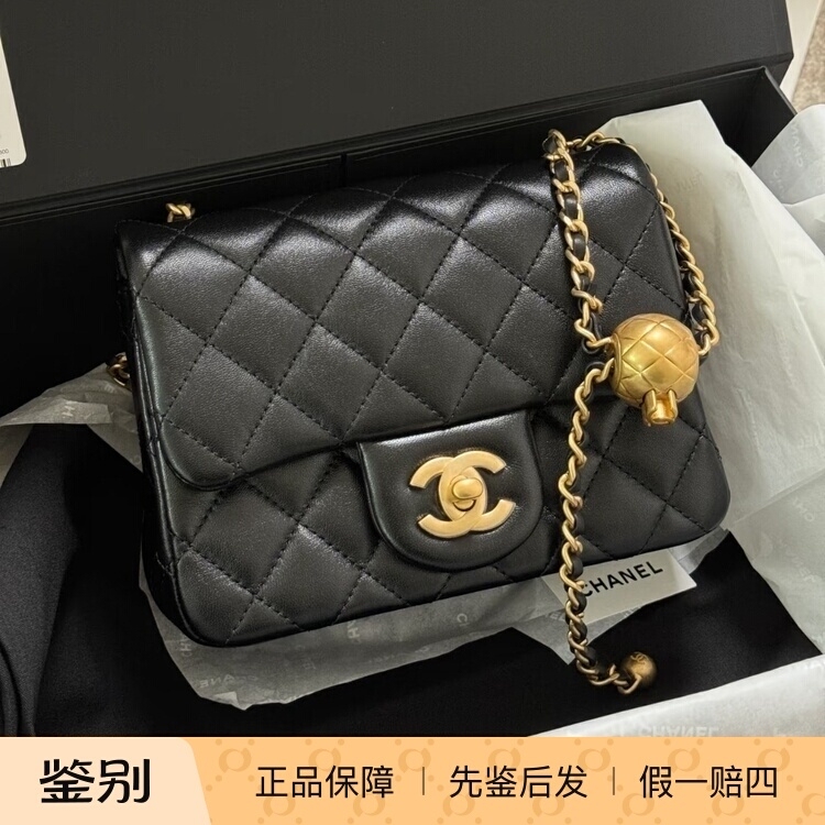 In-Stock in China/Chanel/Chanel Gold Ball Mini Quilted Chain Shoulder Crossbody Bag for Women