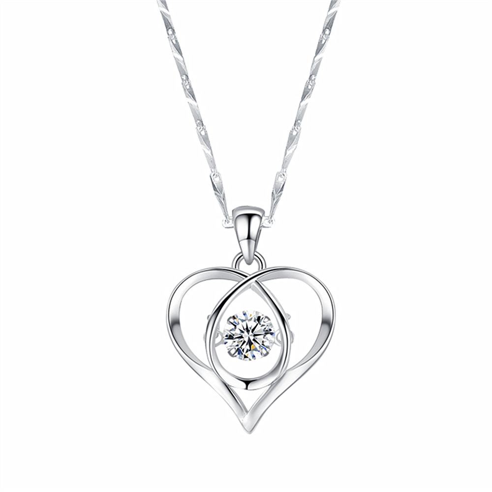 Han Edition Fashion Silver Necklace Female small crowddesign lukewarm wind net red heartrending Loving Pendant Lock Bone Chain Lady Jewelry