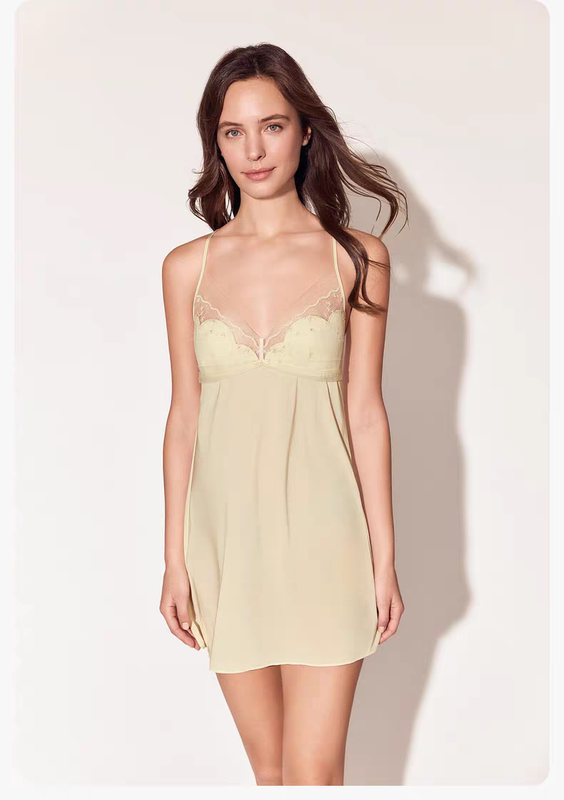 26 Spring/Summer Maniform 20312086 Petal Cup with Breast Pads, Spaghetti Straps, Fishtail Women's Nightgown 26 Spring/Summer Maniform 20312086 Petal Cup with Breast Pads, Spaghetti Straps, Fishtail Women's Nightgown