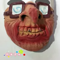 Волосы в носу