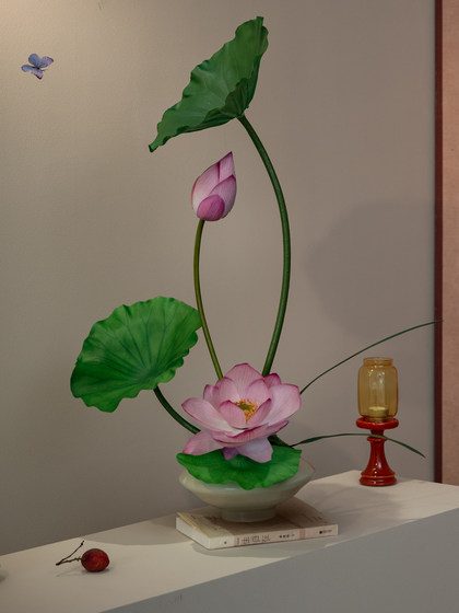 Lotus Flower Artificial Bonsai Decorative Ornaments with a High-End, Realistic Feel for Tea Rooms, Dining Tables, and Entryways; Fake Flowers with a Song Dynasty Aesthetic