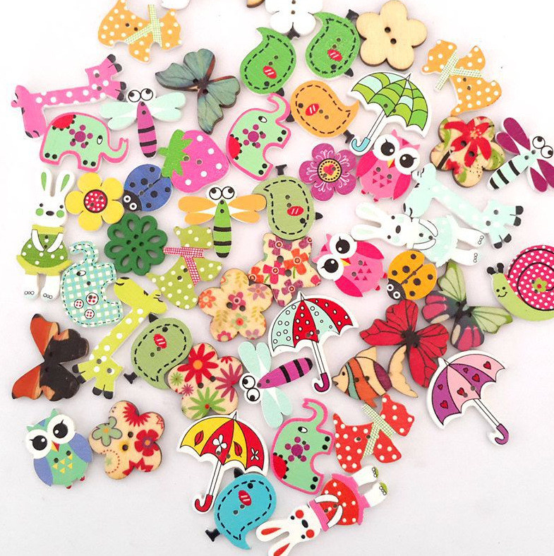 100 Grain Packs Cartoon Printed Buttons Hand Stickly Painted Diy Ornament Mix Wood Button Irregular Multiple buttons