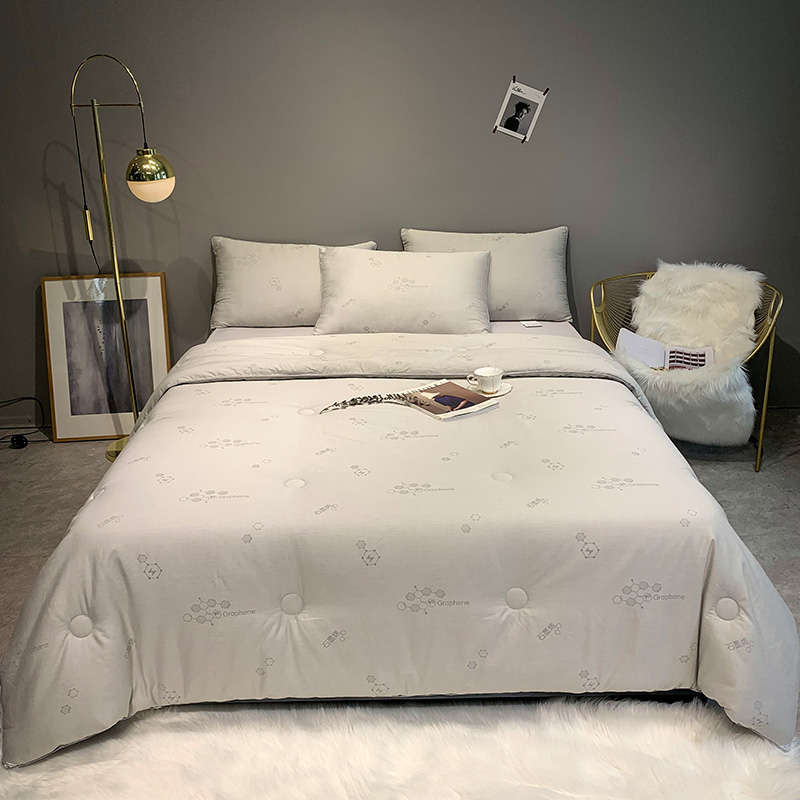 Graphene ultra-fine fibre quilt core quilted winter by double bedding thickened warm and bacteriostatic and breathable antistatic