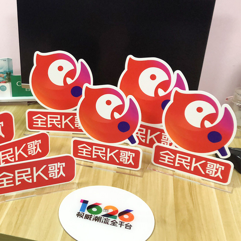 Acrylic Desktop Standing Signs Custom Profiled Snowflake Vertical Billboard Products Counter Show Solid Text Cards