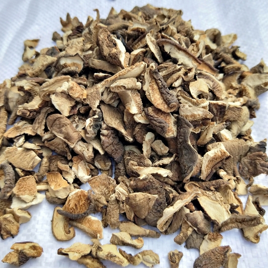 New shipyard mushroom small fragments farmers special dry dry mushroom household small mushroom fragment 500g 2 kg