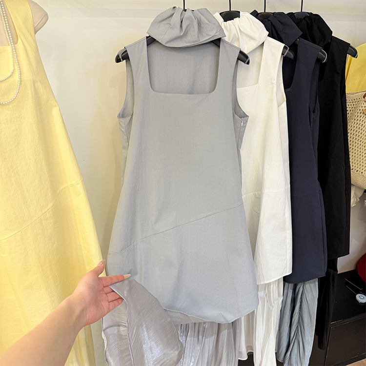 Summer European Fashion Square-Neck Loose Sleeveless Vest Dress for Women with Irregular Splicing and Ruffled Long Skirt