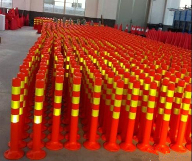 75CM plastic warning column Elastic column Isolation pile guardrail Traffic facilities roadblock cone reflective column Anti-collision column