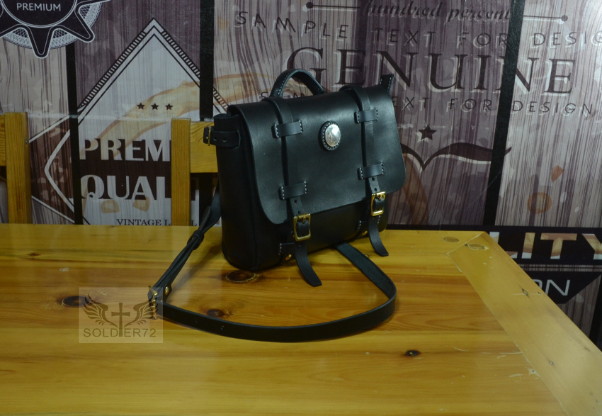 Knife 72 original new Italian A-grade multi-grease vegetable tanned saddle leather head layer cowhide single shoulder messenger hand bag