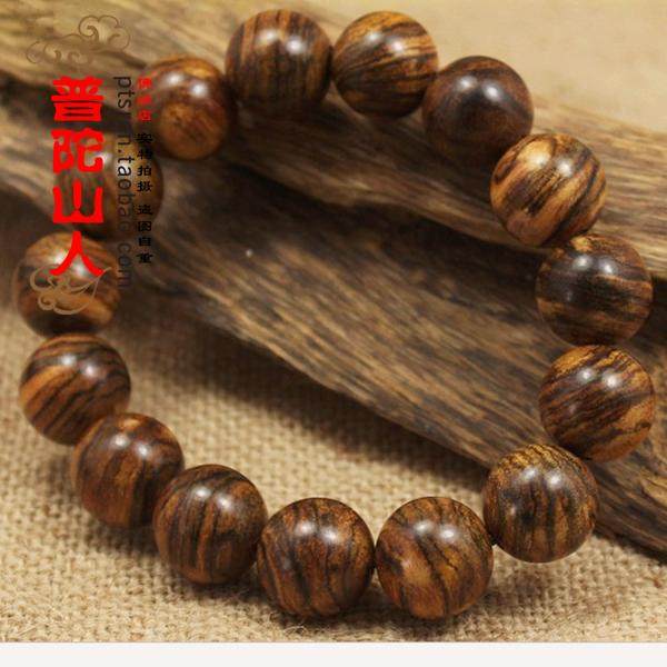 Vietnamese tiger skin agarwood is suitable for men