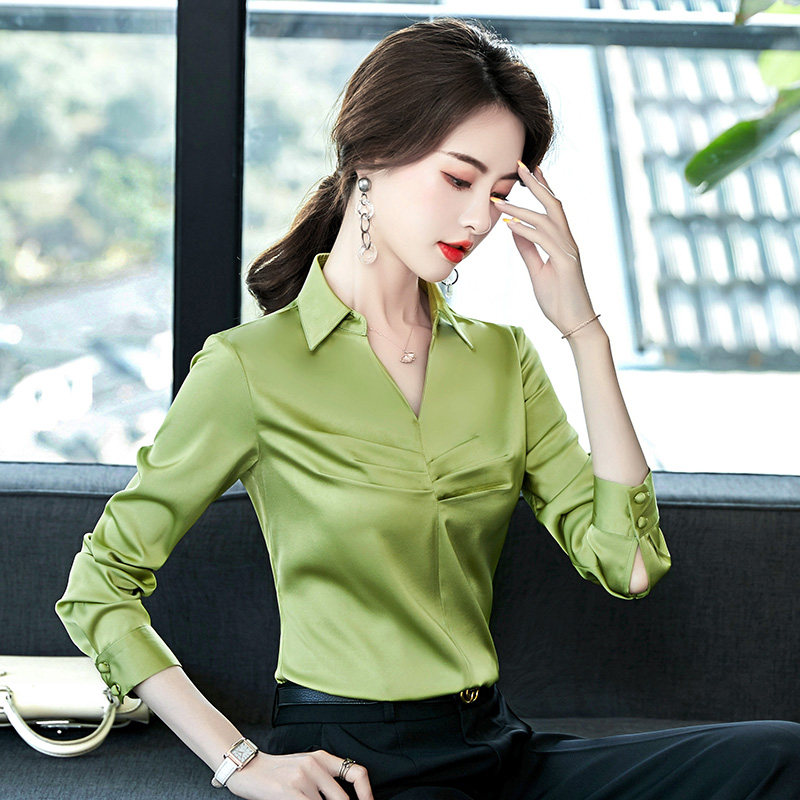 Shirt woman spring and autumn long sleeves 100 hitch-style 2020 fashion green silk satin sweatshirt with undershirt real silk blouse