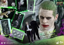 HOTTOYS HT MMS 395 Clown Clown Edition Batman Superman Sea King