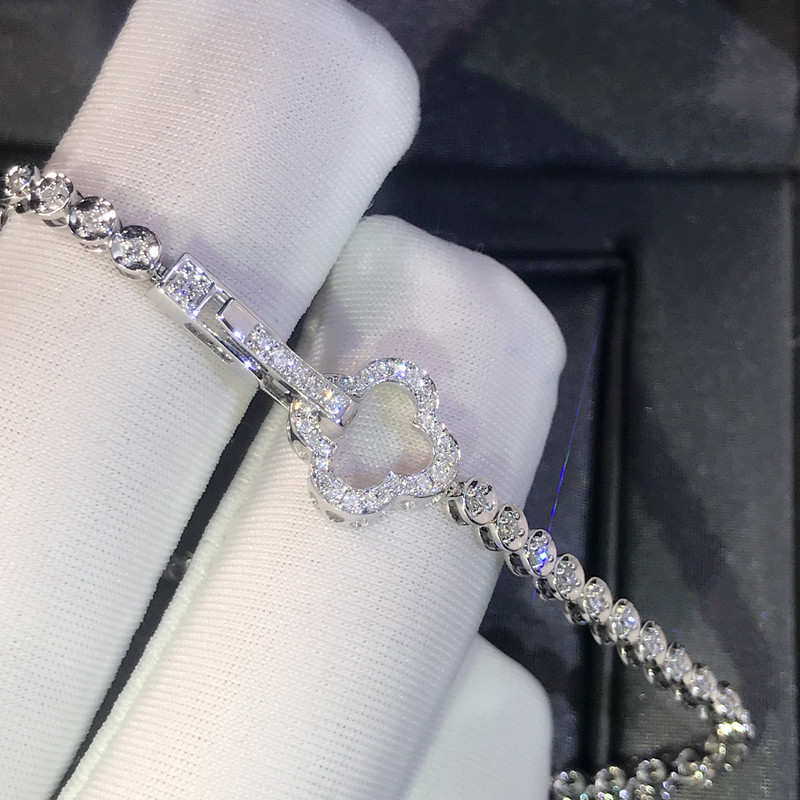 Diamond Handmade Bracelet Real Diamond 18k Gold Rose Gold Color Gold Four Leaves Grass Full Drill Hand Refining