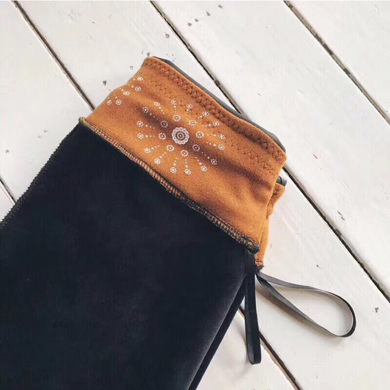 Người phụ nữ xinh đẹp Quần da mỏng Nữ bếp lòp leprechaun chống nứt mặc quần legging PU quần lửng cao eo mỏng nhung ca cao quần legging