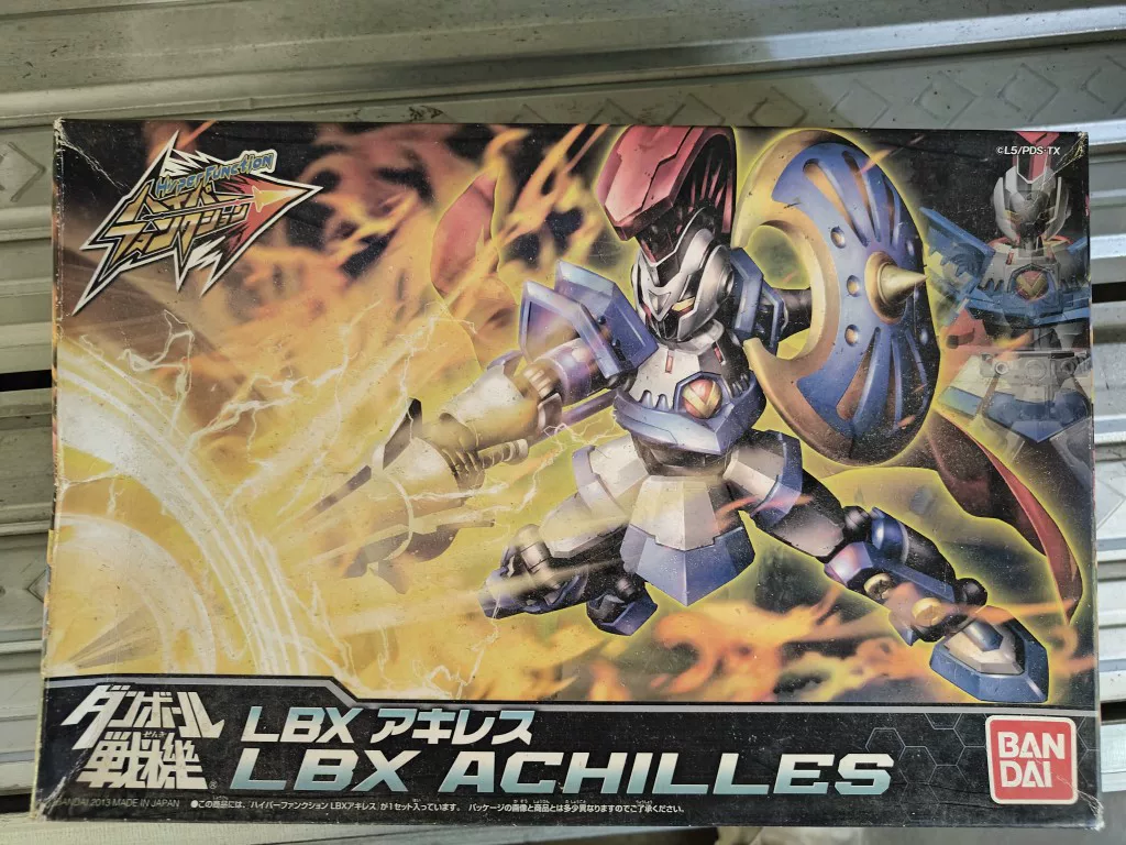 Bandai Assembly Model Carton Fighter LBX HF Hyper Function Achilles with Skeleton