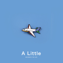 A Little couple brooch small plane men and womens tide personality badge neckline cute Japanese bag accessories