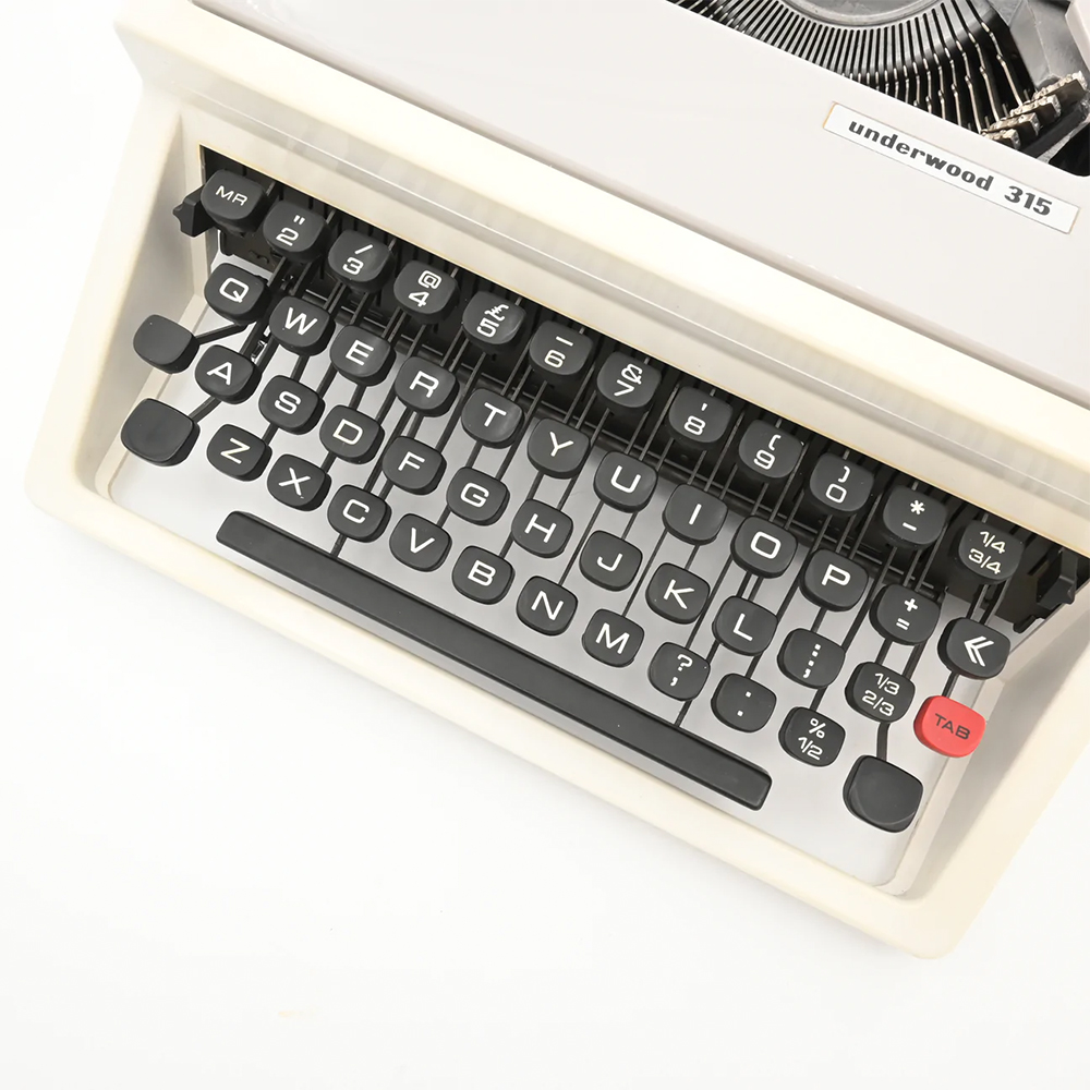 📜时光穿梭机！美国Underwood打字机带你回到70年代的文艺复古风