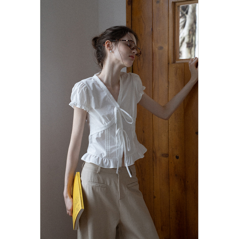 Eggka White Lace-Up V-Neck Puff Sleeve Shirt for Women, Summer Ruffled Design, Short Style, Elegant and Slimming Top