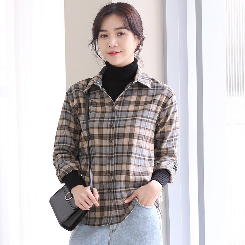 Grinders Plaid Shirt Woman Autumn Winter New Ins Fashion Foreign Pie Long Sleeve Loose Design Sense Little pure cotton shirt