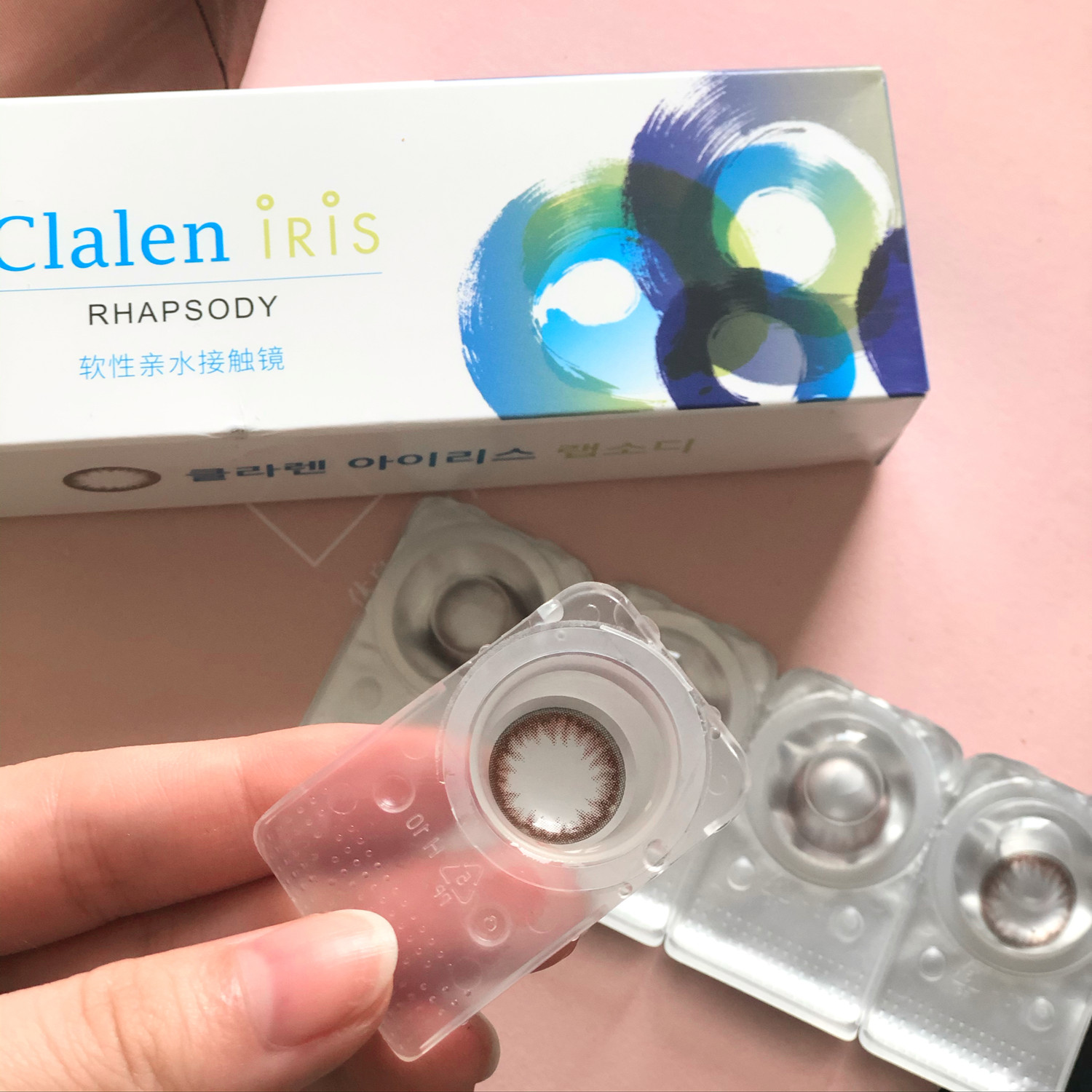 闪闪惹人爱:可俪兰日抛隐形眼镜评测