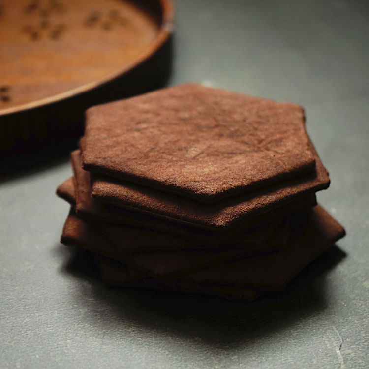 Handmade persimmon dyeing coaster Hexagonal coaster Persimmon dyeing coaster sandwich cotton insulation mat Cupola tea set accessories cotton hemp