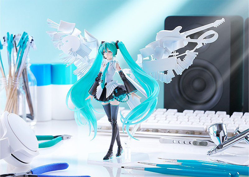 Hatsune Miku Plamatea Happy 16th Birthday Ver. Vocaloid Model Kits 16cm (Max Factory)
