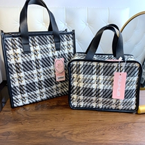 Foggy Mountain Tea Flower Small and fragrant wind make-up bag Large capacity Totote bag Single shoulder handheld retro Advanced portable storage