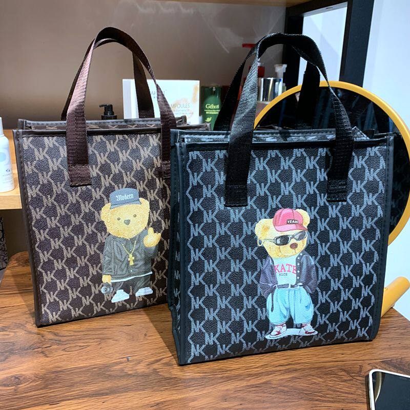 Japan and South Korea waterproof cosmetic bag large-capacity men and women with the same style portable hand wash bag cartoon zipper fitness storage bag