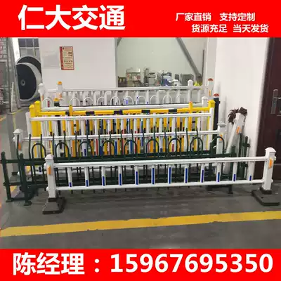 Promotion of plum blossom city guardrail road anti-glare board isolation fence road anti-collision highway galvanized steel diversion rail