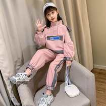 Childrens clothing Girls spring suit 2021 new childrens spring and autumn net red middle and large childrens sports two-piece set foreign tide