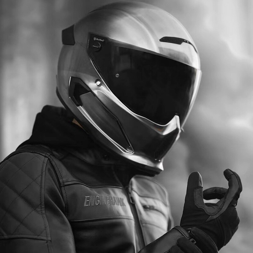 黑八Moto装备