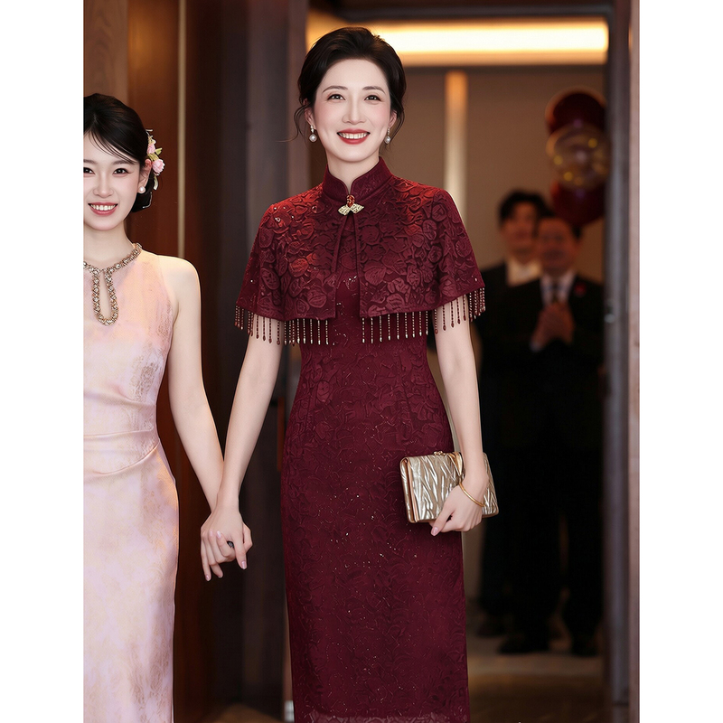 Elegant Young Mother Wedding Banquet Dress 2026 New Engagement Mother-In-Law Dress Light Luxury High-End Cheongsam Plus Size Women