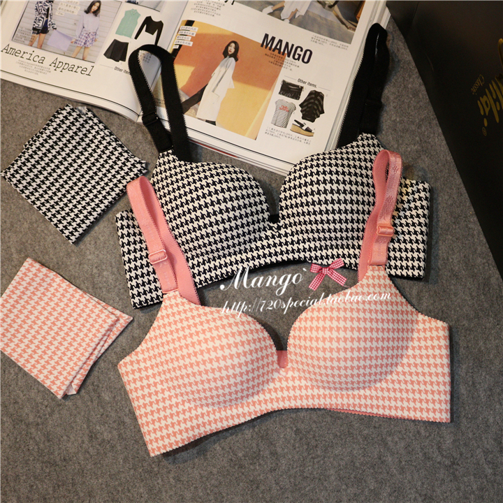 Girl without steel ring houndstooth black powder One-piece incognito underwear set Adjustable gathered comfort bra