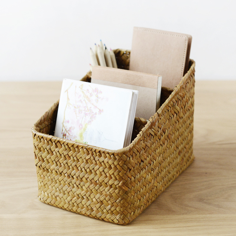 Natural grass knitted vines Miscellaneous Stationery Cosmetics Remote Control Pen Holder Trapezoidal Trig Grass-knitted containing basket