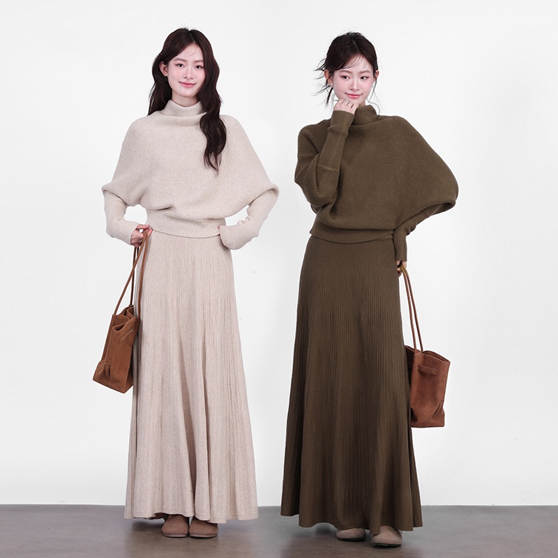 Beautiful Suit Skirt for Important Occasions, Women's Autumn and Winter Lazy Style High-Neck Knitted Sweater and Skirt Two-Piece Set with a High-End Feel