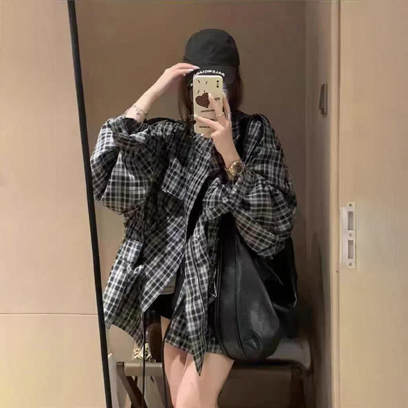 Lazy Style Retro Plaid Jacket Women's Autumn 2026 New Design Niche Loose Versatile Workwear Trench Coat Lazy Style Retro Plaid Jacket Women's Autumn 2026 New Design Niche Loose Versatile Workwear Trench Coat