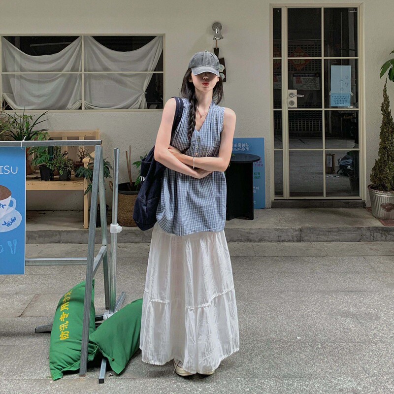 Fairy-Like Plaid Vest Top 2026 Summer Style Loose Age-Reducing Plaid V-Neck Sleeveless Base Layer Outerwear for Women