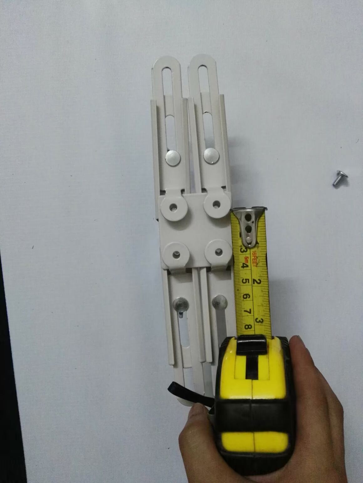 4365 móc treo máy chiếu dày phổ khung nhôm nhỏ móc treo máy chiếu trần - Phụ kiện máy chiếu màn chiếu dalite