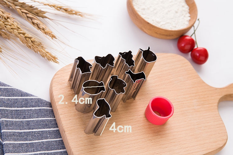 Thực phẩm bổ sung cho bé phim hoạt hình bột nhào khuôn bánh dứa