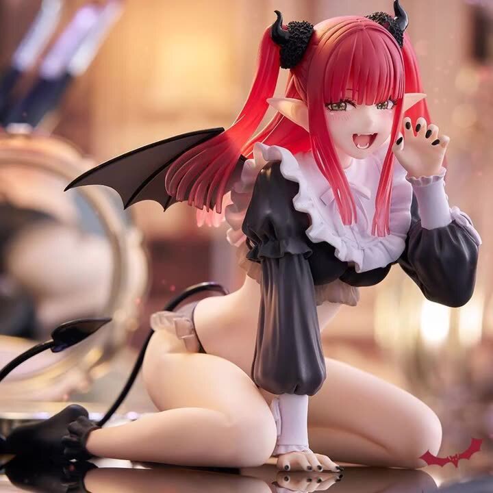 Dressing up Dolls Fall in Love Kitagawa Umi Liz Figure Scenery Anime Beautiful Girl Model Ornament Gift