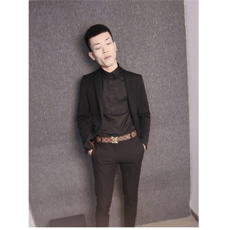 Nhanh tay với bộ vest nam đơn giản màu đen khóa đơn phiên bản Tây Hàn của chàng trai thời trang phù hợp với hai bộ nam quần kaki