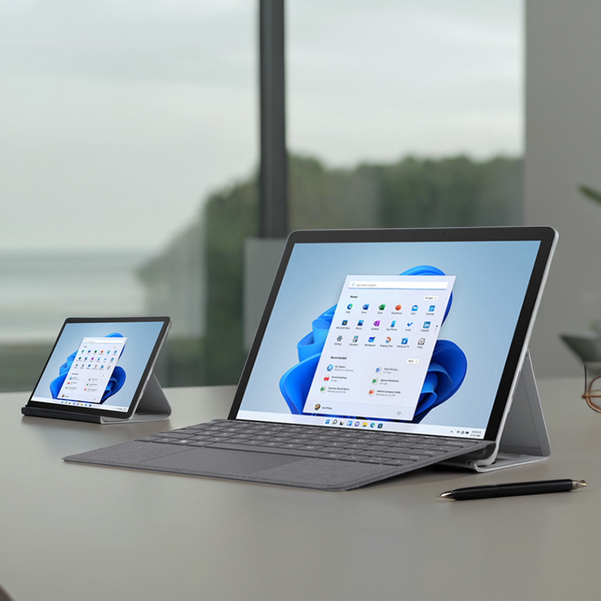 Планшетный ноутбук марки Microsoft, intel core i3, 8ГБ, 128ГБ, 2 в 1