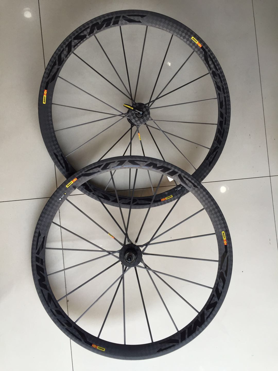 M 様専用 MAVIC COSMIC PRO CARBON - magicyourband.com 【新作からSALEアイテム等お得な商品満載】 Mavic COSMIC PRO CARBON EXALITH ジャンク パーツ