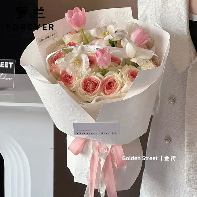 Roland rose texture embossed paper bouquet wrapping paper three-dimensional embossed Fenghua paper flowers and floral materials