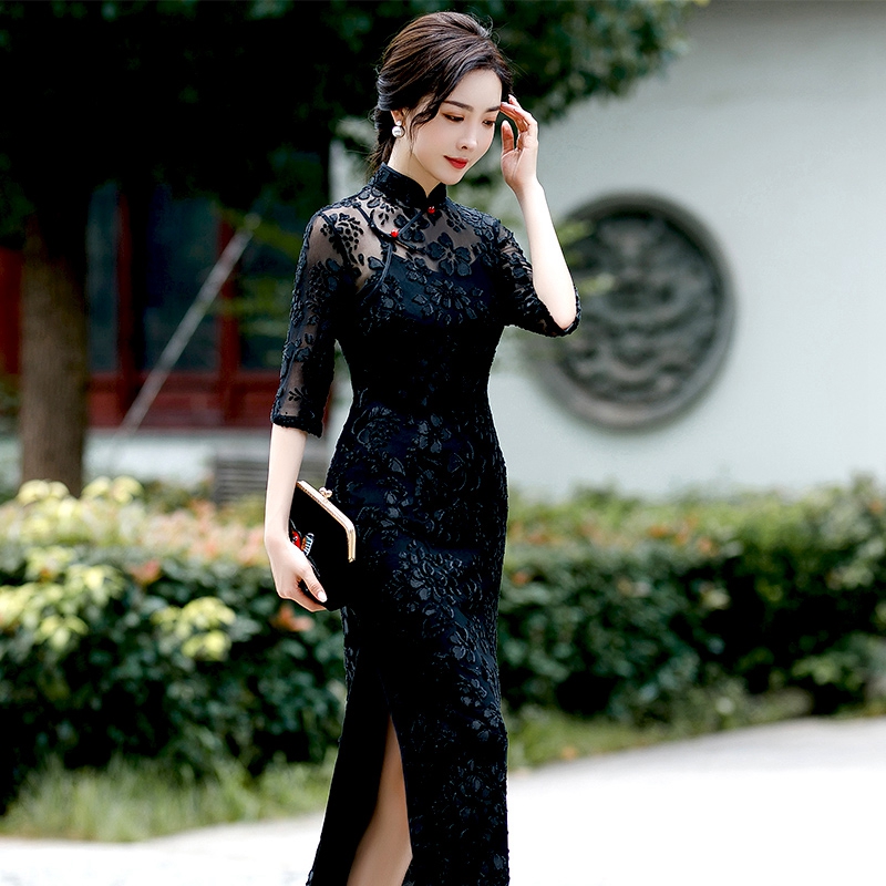 Long velvet black colored cheongsam for mother, Chinese style Long velvet black colored cheongsam for mother, Chinese style